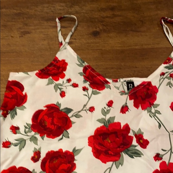 Flower H&M Tank Top - Picture 2 of 2